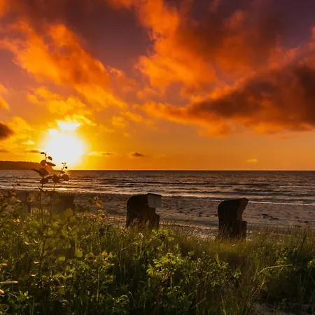 Traumhaftes Mit Terrasse - Odins Blick 10 - Am Privatstrand Lobbe